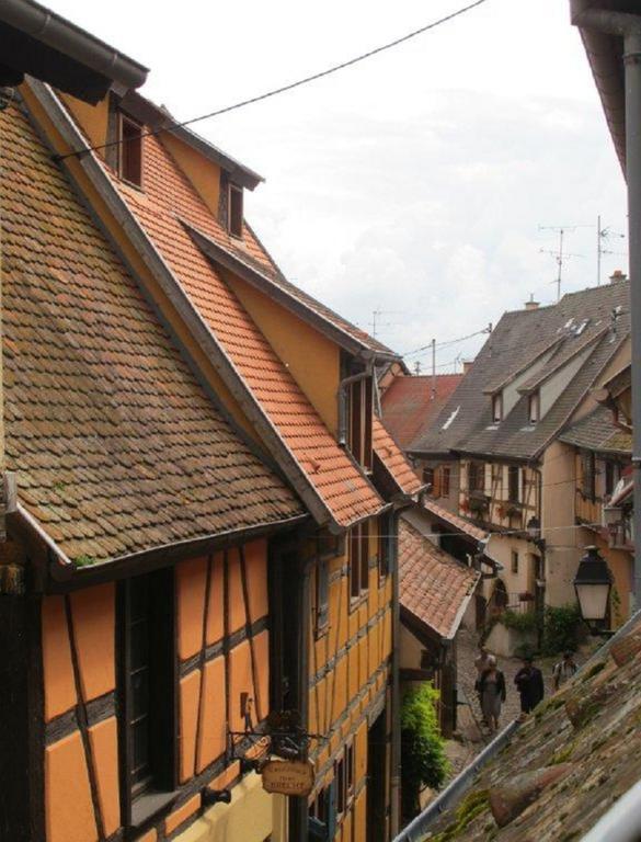 Gite Au Coeur D'Eguisheim Exterior photo